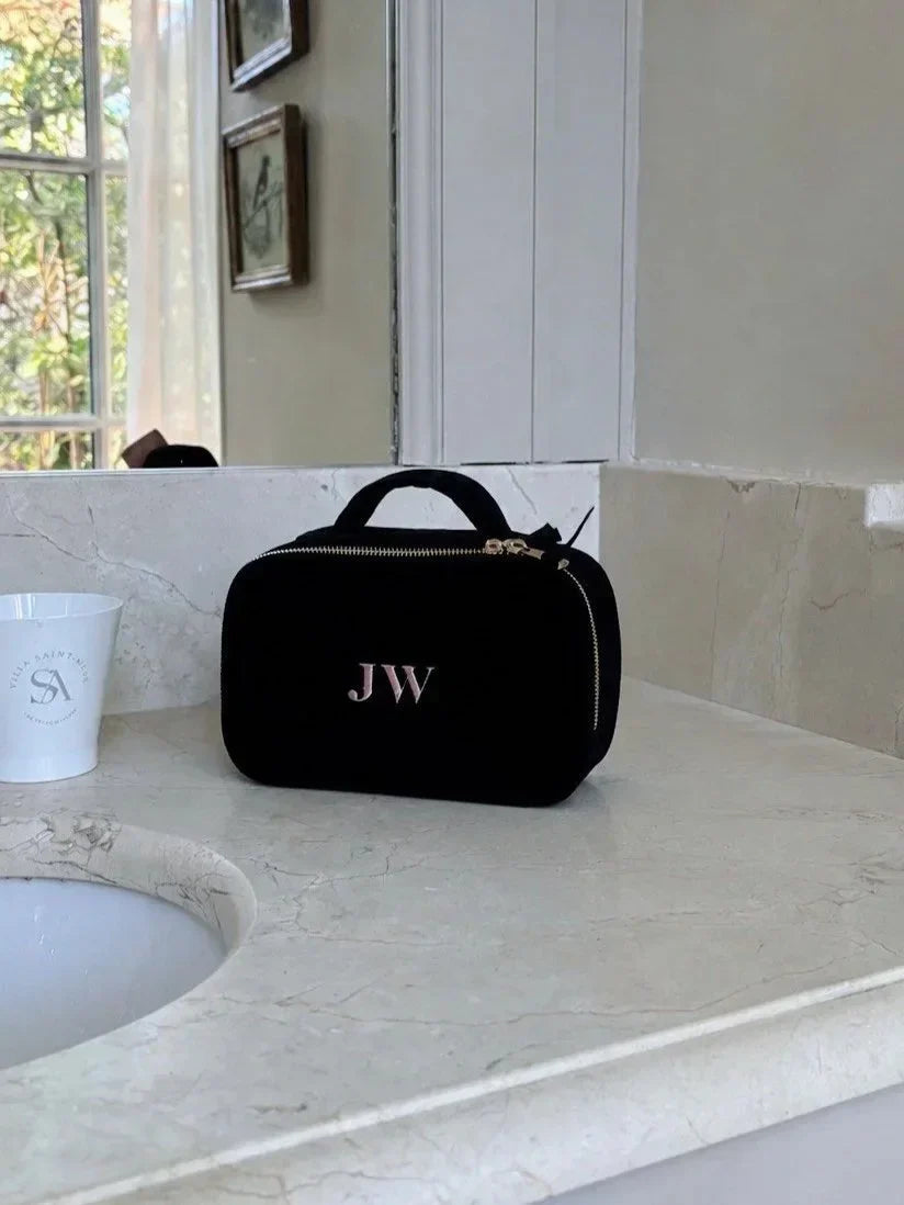 The Pill Box Everyone Loved Just Got a New Color!