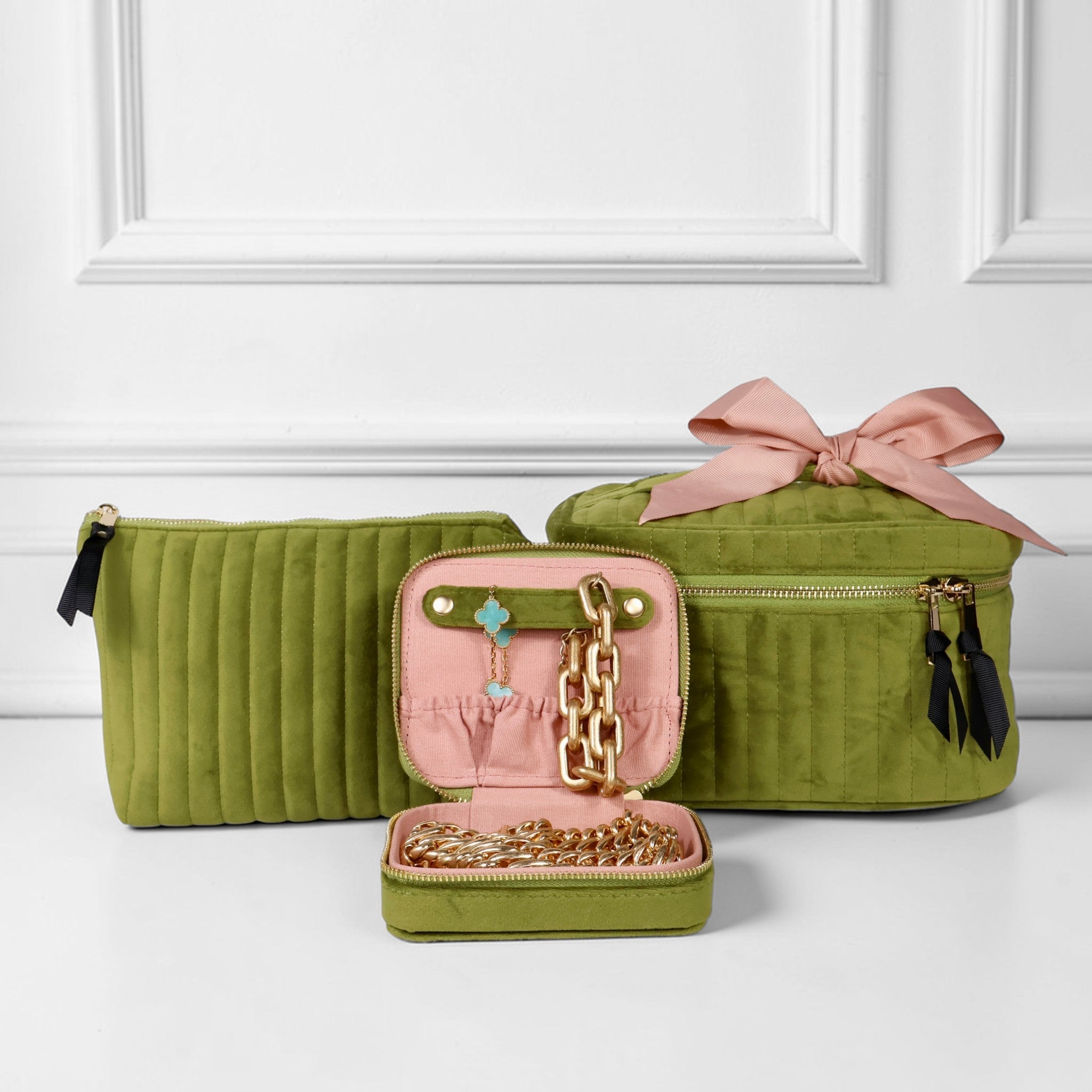 Bag-all green eco-velvet 3-pack gift set with pink interior jewelry case and makeup organizers, gallery position one