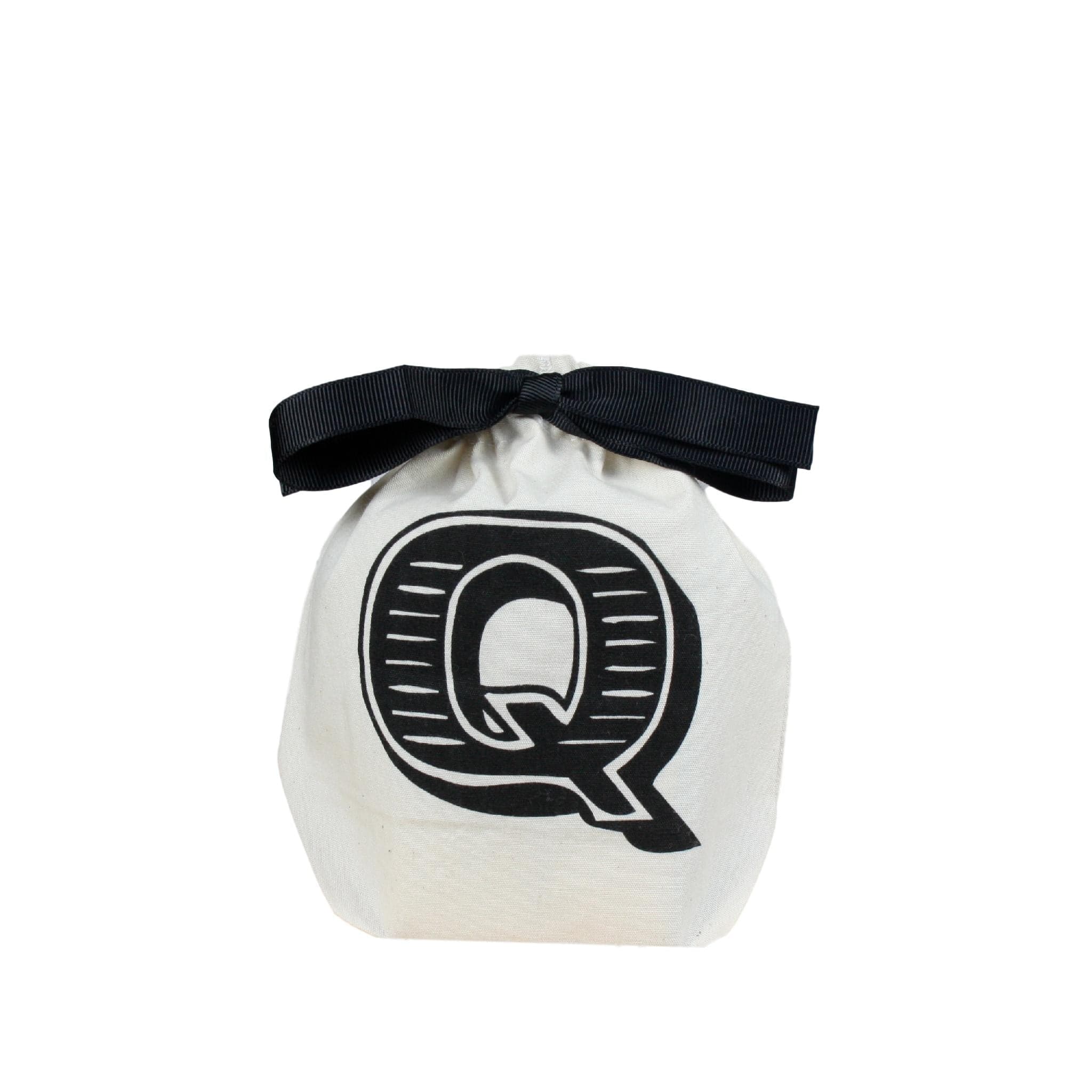 Letter bag "Q"