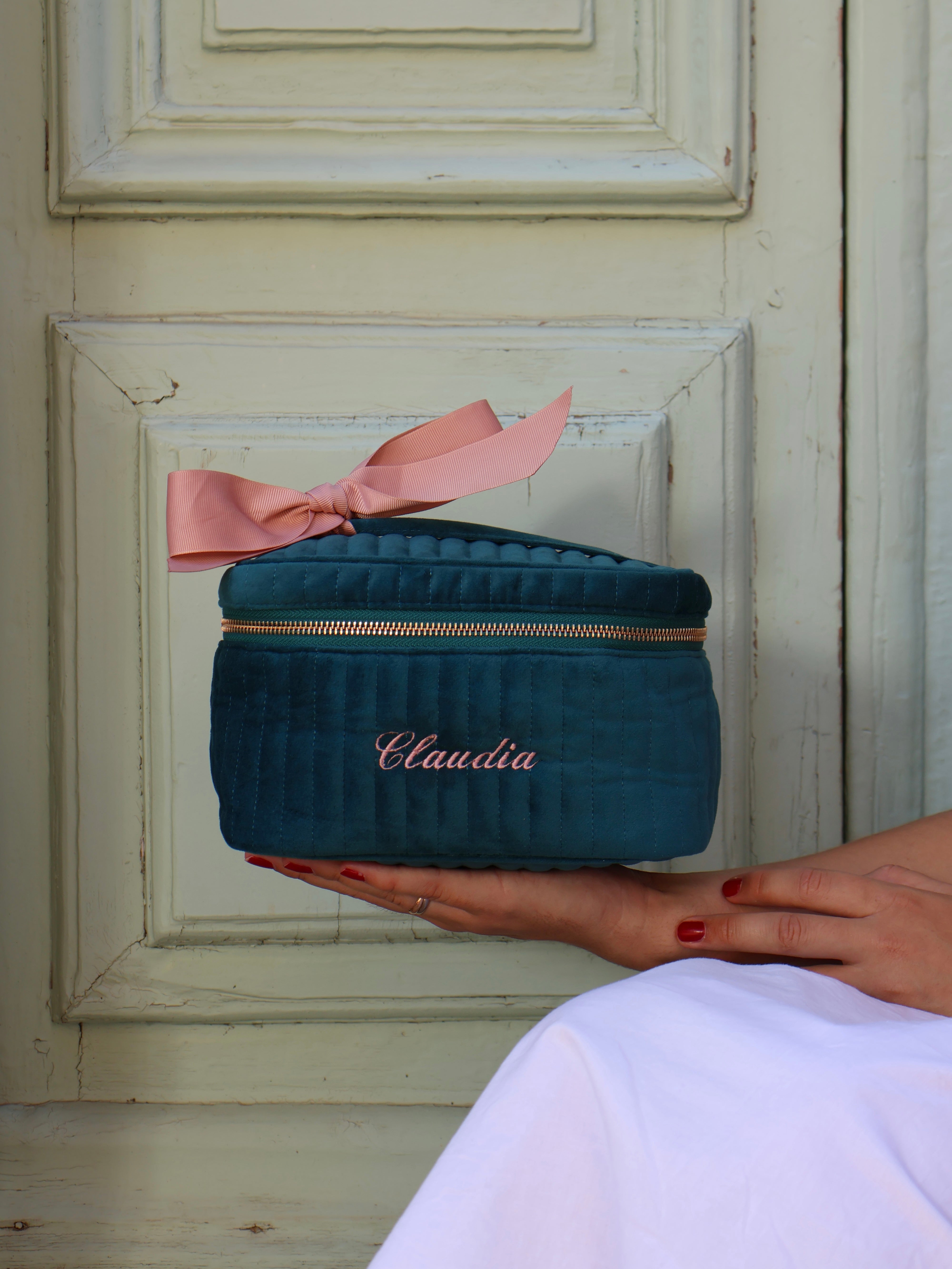 Personalized Gifts That Don’t Feel Basic