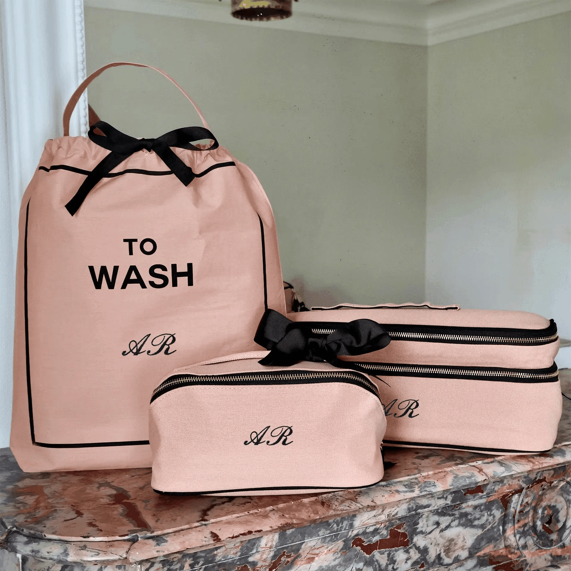 Bag-all pink blush weekender gift set with 3-pack laundry and beauty cases for organized travel essentials