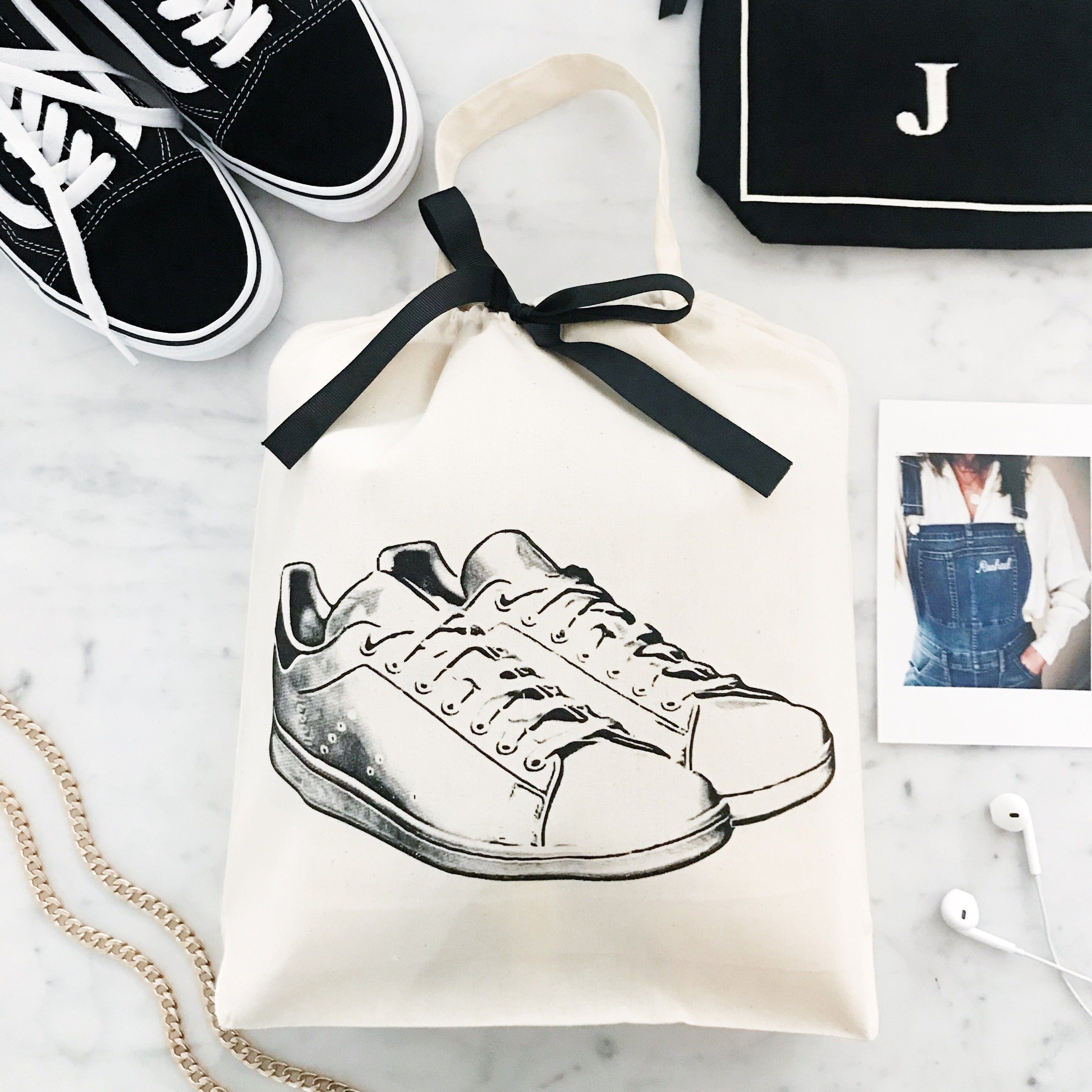 White Sneaker Shoe Bag from bag-all. 